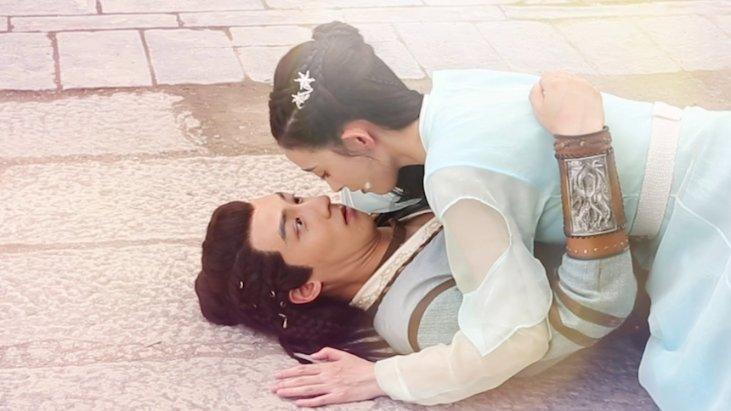 被八岁小老公宠成公主,丁克生活背后,婆婆百般嫌弃