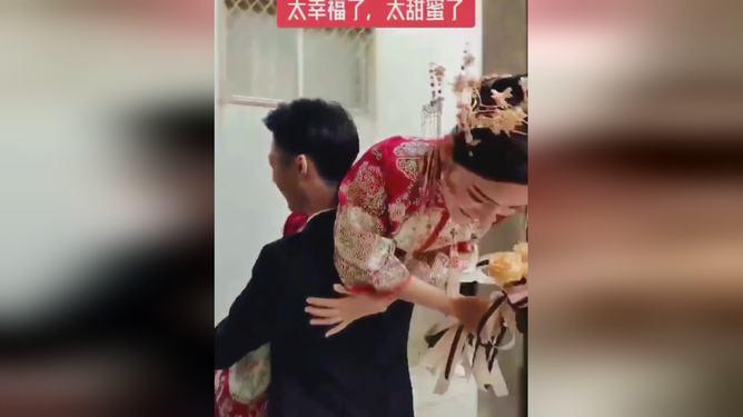 蛇蛇足球赛