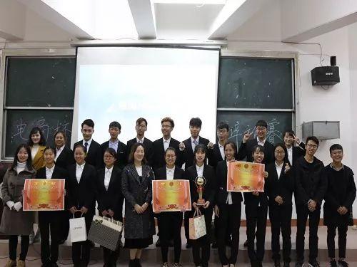 视频 | 2岁男孩获新生 重庆年龄最小的儿童肾移植手术成功