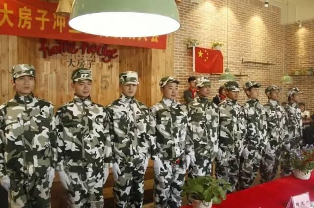 废弃精神病院逃脱