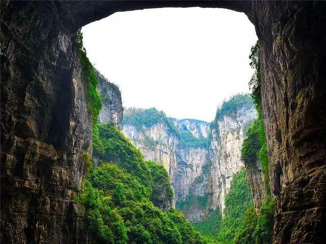 穴居人打高尔夫