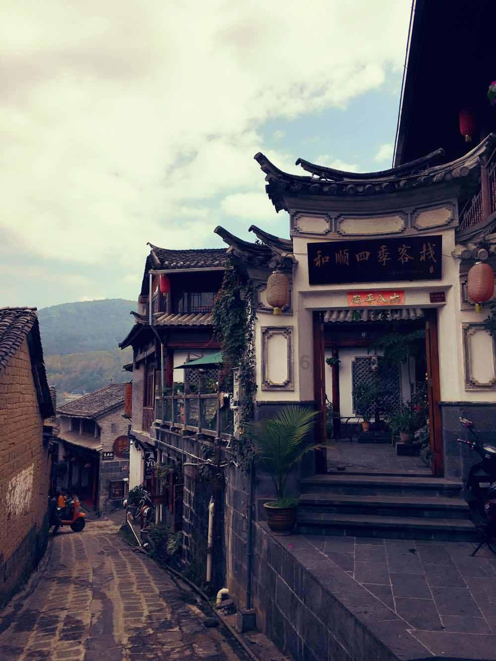 救援可怜的穴居人